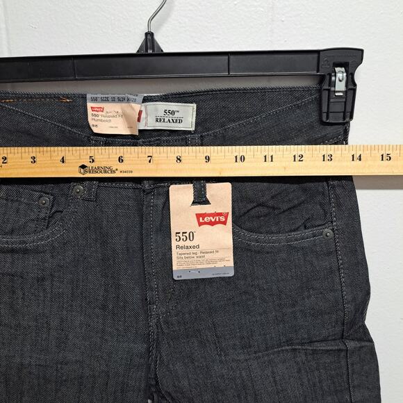 Levi’s 550 Women’s Jeans Size 12M W24 L26 Black Relaxed Fit Tapered Leg Denim NW - Picture 6 of 6
